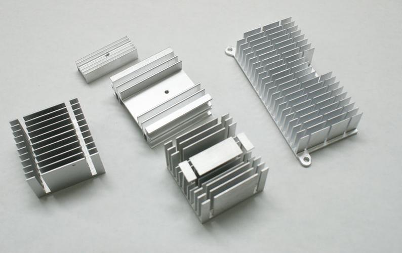 厂家定制铝合金散热片 铝型材电子散热器笔记本散热器 散热片厂家